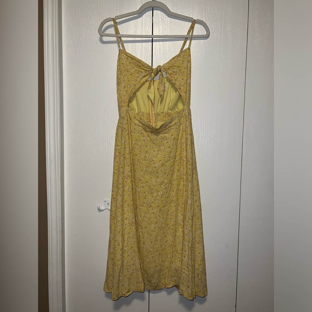 Rolla’s X Urban Outfitters Eve Midi Dress